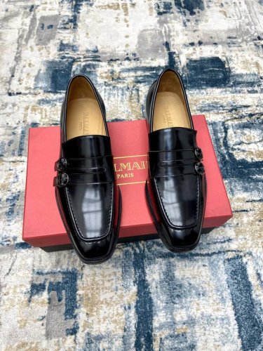 Balmain～ 码数:38-45 巴尔曼新款男士皮底正装皮鞋,原单品质牛货，面采用进口小牛皮制作，搭配牛皮内里 垫脚，原版进口真皮大底，尽显奢华，看对眼必须入