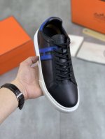 工厂P价P 实价 Hermes 爱马仕 -高端品质 原单 -鞋面：小牛皮、激光打孔品牌图腾工艺、鞋口松紧伸缩带、鞋舌丝印品牌Logo -内里：进口牛皮 -大底：