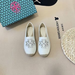 橙子出厂价p tory Burch 夏季新款 Tb草编渔夫鞋 一脚蹬乐福鞋 码数 35-41