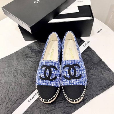 chanel香奈儿新麻绳底渔夫鞋鞋面采用进口印花布，内里垫为丝绸羊皮，超柔软绵羊垫脚，原版注胶半透明橡胶原色麻底。Size：35-40 34、41、42可定做，