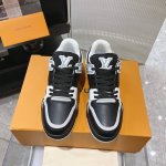 男款工厂价： 2024 Louis*Vuitto* Lv Trainer 特别版 运动鞋欧洲代购1W Rmb购入 历时一个月爆拆开发 大底和面料私模 鞋面更是报