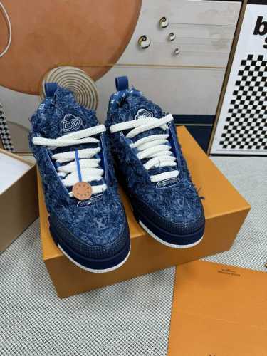 顶级版本 面包鞋 LV-路易-威登 PK市场一切版本 情侣款 走秀新款 篮球板鞋 代购品质 原版1：1开发复刻！！上脚非常舒适 做工精细 鞋面由意大利进口小牛皮