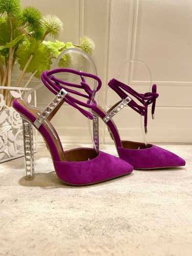 Aquazzura 新款 原版1比1开模五金吊坠，鞋跟！施华洛世奇水钻方跟，闪耀光芒，露脚趾性感方头，施华洛奇水钻法式女镶钻吃，饰有闪闪发光，配有水晶镶嵌的鞋跟
