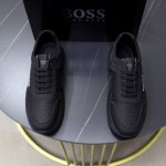 出厂价pp 品牌 Boss 标准码 38-44 45订做 等级 官网同款 材料 原版针织面料 舒适透气内里 轻便耐磨减震运动大底 款式类别 男士时尚休闲鞋 跑步