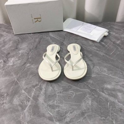 工厂p价p 顶级版本 代购品质 原版开发 The Row 2025Ss新款平底人字拖 新品夹趾真皮拖鞋 原版购入开发 做货 顶级原单品质，市面最高版本上脚简直太