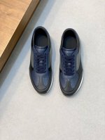 经典款Dolce&Gabbanadg高端男士运动休闲鞋。顶级专柜原单货。 原版进口牛皮 多种材质拼接设计进口牛皮内里 牛皮垫脚原版Tpr弹力大底。 Size：3
