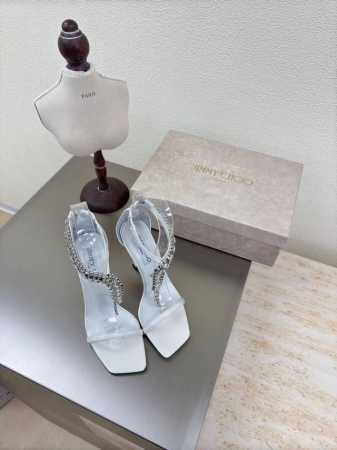 奢华钻链凉鞋 25 配饰 系列 Jimmychoo 白色牛油皮Collins Store Jimmy Choo 亮片 系列经典之作 最近好多宝宝来到Collin - 点击图像关闭