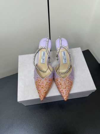 Jimmy Choo｜周仰杰新款水钻链条尖头高跟鞋单鞋 Jc家永恒经典之作 简约设计 满满的少女风 既摩登又复古的味道 非常的简连衣裙还是牛仔裤 它都能成为点睛 - 点击图像关闭