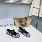 高品质出厂 ！小众潮牌韩国小众品牌！OPEN YY25春夏春夏走秀款方头芭蕾舞鞋！ 第一眼看到这个鞋子就爱上了，带点复古味随意搭配都好看！各大网红博主都在穿它，