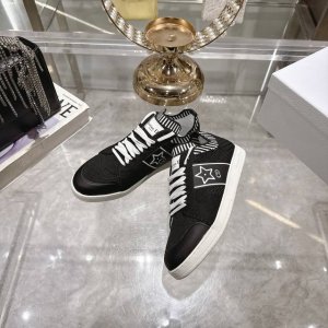 工厂P价 女装女鞋 运动原单 Dior迪奥新款松糕鞋厚底休闲鞋 购入开发 这款Dior Star运动鞋延续经久不衰的轮廓，采用牛皮革精心制作，所以上脚会特别的舒