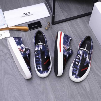 商品商标：Dsquared2 情侣款休闲套脚鞋 正码码数: 35-46 商品材料：精选彩色织布透气鞋面 皮内里 原版大底