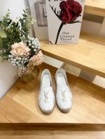 女款 Saint Laurent 圣罗兰 年 早秋Logo渔夫鞋 Ysl标志、麻绳中底和内底。 收起 羊皮革 橡胶鞋底 码数：36-41 西班牙制造