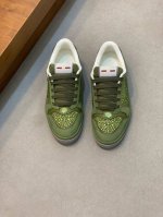 g 顶级代购 古 炸街男神潮鞋专柜同步发售原厂配置，意大利进口进口牛皮搭配布面料，意大利水钻高品质拼接复杂工艺，柔软舒适毛巾布内里鞋底：原厂特供原版底超级舒适，