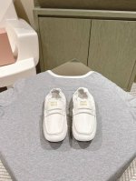 MIUMIU 缪缪中古系列中性十足！一脚蹬乐福松紧后跟百搭款 怎么穿都好看今夏时髦精最爱中跟平底可选！ ★★★★★ 特定牛皮材质 牛皮内里，原版真皮大底！内里牛