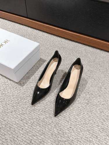 顶级品质 Dior Ss24 New Arrival～ D家2024春夏新品｜尖头高跟鞋 露跟系列高跟鞋dior典范之作！精致绝伦， 每一双放佛都是艺术品，集高