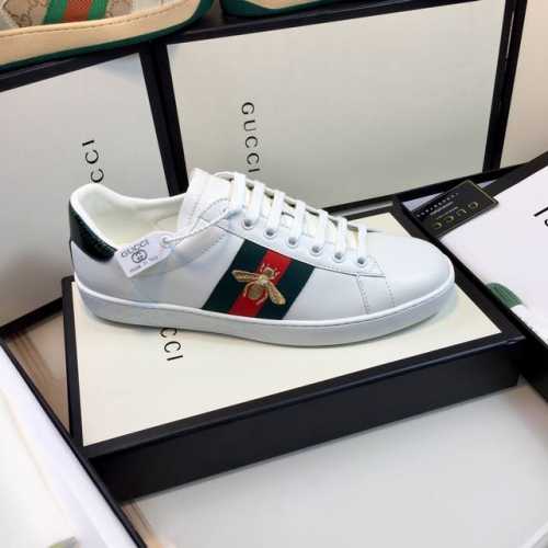 橙子出厂价p gucci 古驰 经典爆款 小蜜蜂小白鞋 百搭休闲鞋板鞋 情侣款 码数 34-45