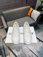 Givenchy纪梵希 .男士新款时尚休闲板鞋热卖进口牛皮.舒适羊皮内里 原版大底 脚感舒适 38-44码 45订做不退换