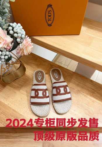 Tods托德斯 新款麻花扣麻布拖鞋渔夫鞋，向往优雅美丽不被定义，爱美之心亦不被时光束缚，初夏里的极简！ 此款原版开发，私模大底，一比一复刻，鞋码数也和专柜一样有