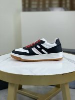 工厂P价P Hogan 霍根 新款休闲鞋 顶级版本原版购入开发做货 H630系列运动鞋糅合篮球元素和品牌传统设计，再现复古动感风潮。侧边缀以立体感Hgn86标识