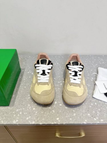 男码+10 Bottega Veneta 25Ss春夏新款 复古 阿甘鞋 运动鞋 全新的中性运动鞋 Orbit 系列 在保证休闲舒适的同时 不乏造型设计的精细雕