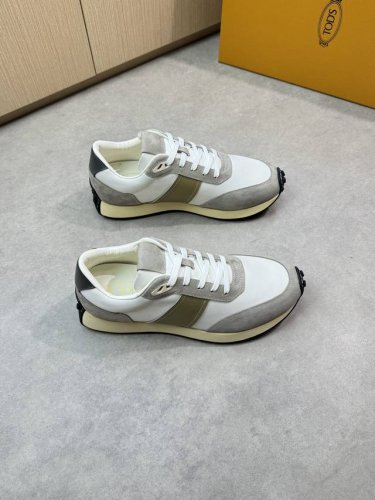 tod's 托德斯 -高端品质 原单休闲运动鞋 -鞋面：纳帕小牛皮、反绒小牛皮、品牌高丝光帆布、鞋身空压品牌Logo -内里：水染牛皮 -大底：超轻Tpu发泡