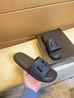 工厂p价 爆新 Dg～新款Dg男士休闲拖鞋、杜嘉班纳力推新品，官网限定款！进口定制原版pvc材质、一体成型Tpu大底！码数：38–45，定做45