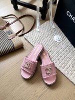 chanel 25C早春新品厚底拖鞋！ 顶级版本！抢先发售 厚底3Cm 鞋面牛皮 垫脚羊皮 原版橡胶底 码数：34-41 定制不退不换