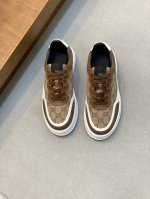 gucci 古驰 -高端品质 原单 -鞋面：纳帕小牛皮、荔纹小牛皮、电脑刺绣品牌图腾 -内里：水染牛皮 -大底：超轻Tpu 橡胶；双色成型大底 -超高品控 做工