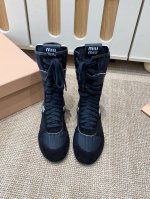 330 Miu Mi* 春款短靴 代购级别 我是细节控 面料对版Zp单薄清透 区别于市场不对版厚面料 皮料对版Zp轻微擦旧 随性而为 复古时髦 百搭舒适 新爆款