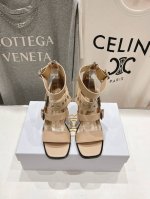 高版本出厂420 Dior*迪奥2025Ss罗马系列高跟凉鞋公主范十足，颜色非常抬肤色，迷人的复古美感 夏季必备单品，无论是上班还是平时穿着，绝对是满满的清新感