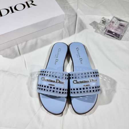 橙子出厂价p dior 迪奥春夏新款 镂空平底拖鞋 休闲凉拖 一字拖 码数 35-42 - 点击图像关闭
