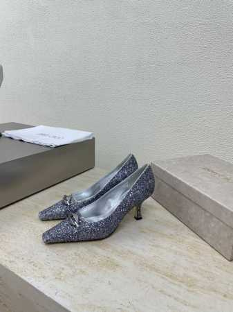 高跟钻扣 JCJimmyChoo 银色亮片 Collins Store Jimmy Choo 平底设计 面料银色亮片 细腻小羊皮 小羊皮内里 意大利真皮大底 配 - 点击图像关闭
