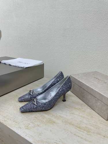 高跟钻扣 JCJimmyChoo 银色亮片 Collins Store Jimmy Choo 平底设计 面料银色亮片 细腻小羊皮 小羊皮内里 意大利真皮大底 配