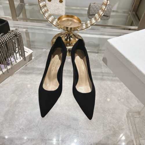 出厂 Dior 迪奥 2024春夏走秀新款Tribales系列女鞋 CD明星同款时尚尖头珍珠字母logo五金扣高跟一字单鞋 市面顶级高端版本 材质:原版定制进口