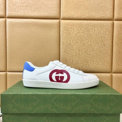 橙子出厂价p gucci 古驰 经典爆款 小蜜蜂小白鞋 百搭休闲鞋板鞋 情侣款 码数 34-45