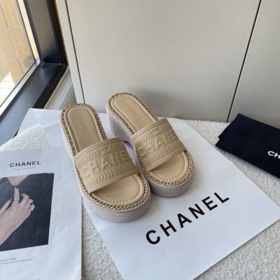 出厂： Chanel 香奈儿 2025顶级专柜 早春新款 官网上新 独家首发 香奈儿Chanel25Ss 链条针织厚底拖 Chaenl厚底拖 Chanel美鞋