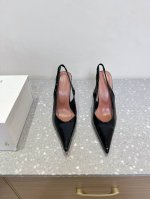 Amina Muaddi 阿米娜 25Ss春夏新款 尖头 高跟 凉鞋 就是集美们的梦中情鞋，爱了爱了 春系温柔杀 美到犯规 宴会日常都适合，简直不要太温柔了 鞋
