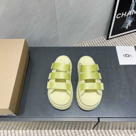 出厂: 独家顶级版本 Ugg~25Vs春夏爆款松糕厚底凉鞋系列 松糕厚底凉拖 主打一个随心索性 简单大方不失优雅 夏天的专属浪漫！！ 面料:原版定制牛皮魔术贴 - 点击图像关闭