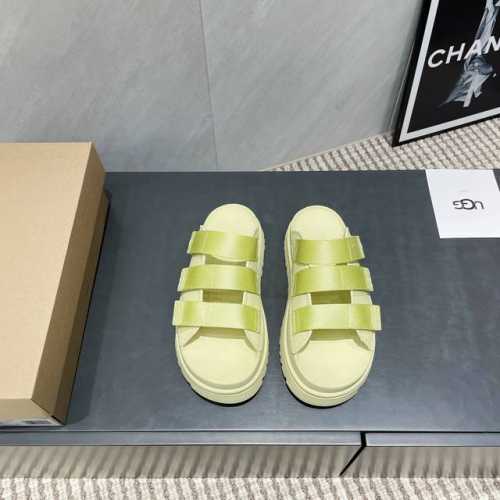 出厂: 独家顶级版本 Ugg~25Vs春夏爆款松糕厚底凉鞋系列 松糕厚底凉拖 主打一个随心索性 简单大方不失优雅 夏天的专属浪漫！！ 面料:原版定制牛皮魔术贴