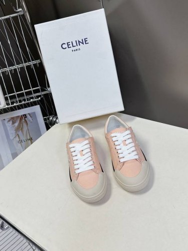 celine思琳25Ss春夏走秀凯旋门休闲鞋、As-01 系列运动鞋、Lisa、陈立农超多明星上脚、这一季运动小白鞋无论从楦型的轮廓隔板的拼接都让人耳目一新、前
