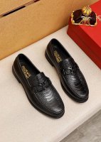 商品商标：Ferragamo 菲拉格慕 休闲皮鞋 正码码数: 39-44 38.45.46订制 商品材料：精选 进口小牛皮压花鞋面+奢华五金扣，进口水染牛皮内里