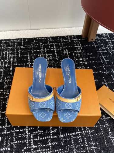 代购级360 Louis Vuitton 联名 Murakami 25Ss New Arrival～ L家24春夏单宁猫跟 平底 拖鞋 刚刚好的小猫跟，性感舒适