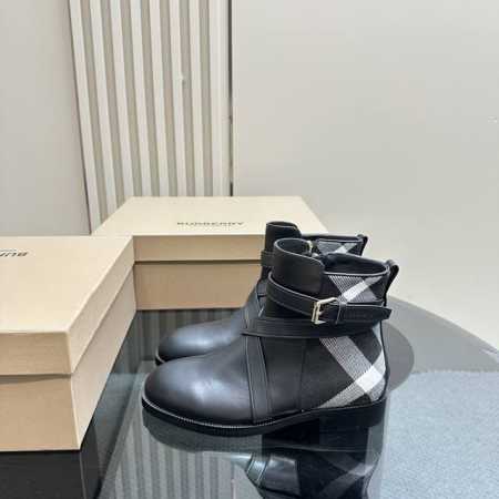 顶级版本 BURBERR*BBR 出自设计师Daniel Lee 全24 秋冬 设计依然时髦高街的氛围感不用多介绍自己看上脚即有高级又百搭！ ZP开模蓝骑士鞋底 - 点击图像关闭