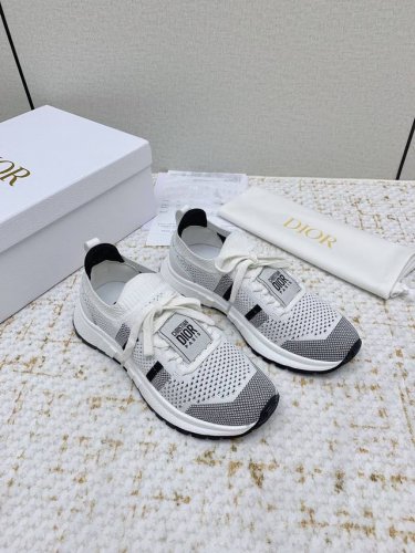 出厂 高版本 Dior Chrono迪奥 25Ss最新新款 休闲 商务 集一体运动鞋 简约超级百搭. 鞋面搭配 Logo布标.上脚完美奢华可任意搭配春夏秋冬服饰