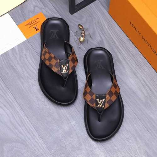 商品商标：Louis Vuitton 路易威登 人字拖鞋 正码码数: 38-44 45.46定做不退换 商品材料：精选格纹牛皮鞋面 仿皮内里 原版大底