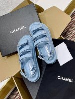 CHANEL2024夏季新品 澳洲水钻香奈儿 专柜断货王 爆款全真皮魔术贴沙滩凉鞋 每年都会入手香奈儿魔术贴半拖凉鞋， 万能百搭神器，夏日沙滩耐造款， 这个春夏