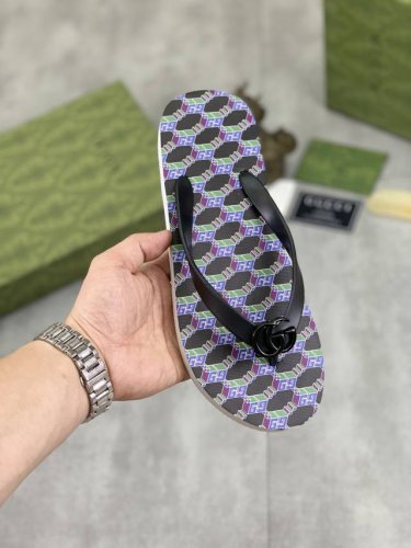 工厂p价p 实价 Gucci 官网爆款古驰成人情侣款 儿童款人字拖鞋 专柜同步发售 意大利进口原版面料 原厂特供原版底 码数 成人36-45 童码 30-37