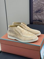 LP openwalk 情侣款 秋冬的老钱feel，自然是离不开openwalk的， 经典高帮白底鞋，舒适与温暖同在，调性十足！ 关于材质：鞋面材质与专柜同步，