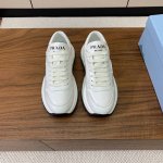 Prad* 运动休闲鞋。上脚非常舒适。鞋面牛皮，羊皮内里，牛皮垫脚。定制橡胶大底。 码数：34-41 34、40、41定制不退换