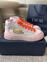 Dior 迪奥B33系列 25ss最新蛇年限定 休闲运动鞋 滑板鞋 情侣款25ss春季新品 重新诠释经典的网球鞋 时尚的廓形突显厚实感 采用海军蓝色和白色提花面